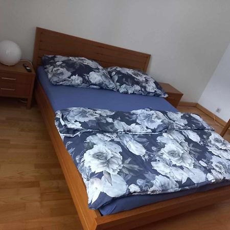 Apartman Pistacia Priame Centrum Bb Banská Bystrica Exterior foto